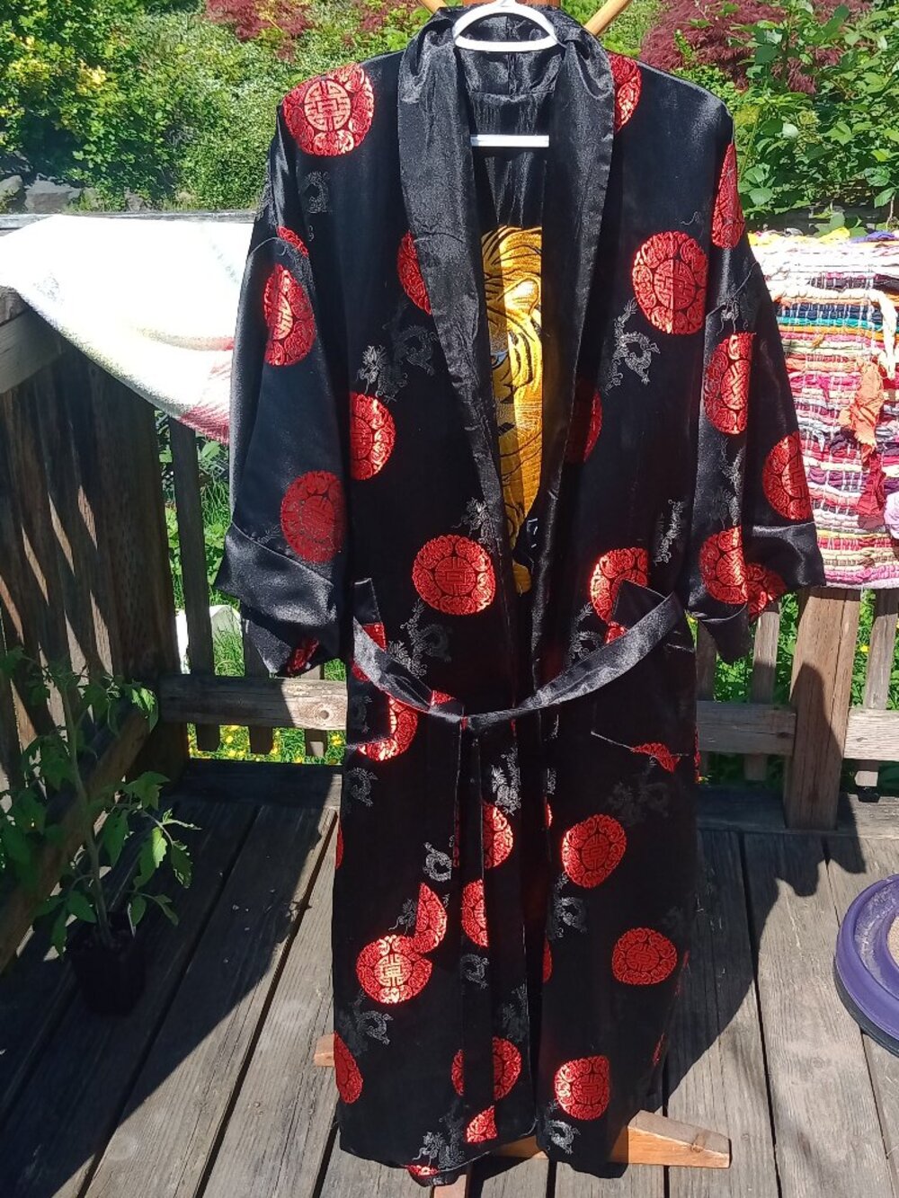 Reversible Tiger Robe - Picture 3 of 10